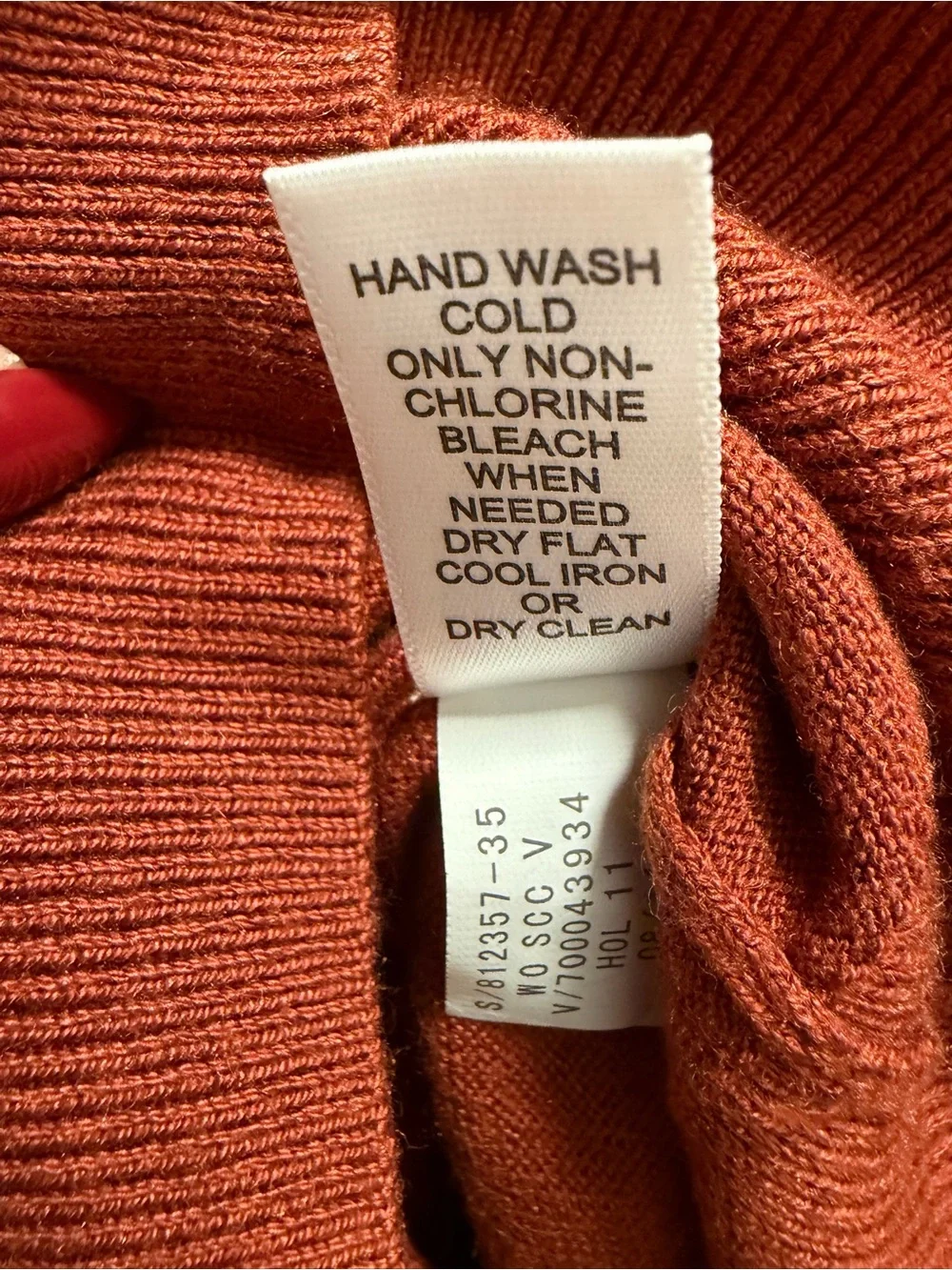 Banana Republic Luxury Blend V-Neck Silk Cotton Sweater Men’s XL Rust/Terracotta